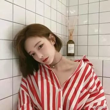 换做人看看 海报