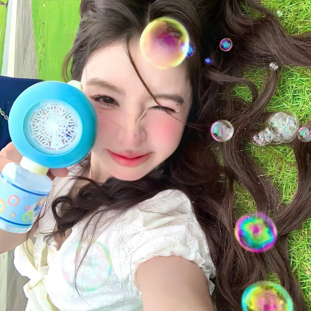 看不见的守护者 海报