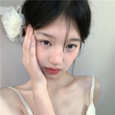 面包店的女孩 海报